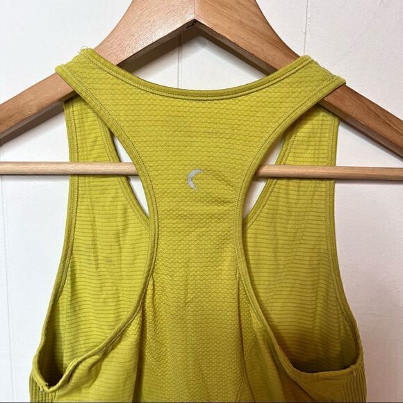 ZYIA Active Tank Seamless Racer Back Top Size Small Chartreuse Green - Picture 6 of 7